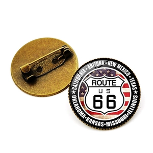 Broche cabochon verre Route 66 vintage avec motif drapeau US et support métal bronze