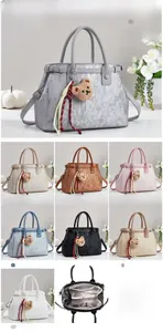 Spécifications de taille et options de couleurs pour le sac à main texturé élégant