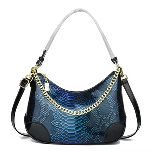 Women Hobo Shoulder Bag PU Leather Snake Print Pattern Gold Chain Decoration Zipper Daily Casual Fashion Elegant Handbag