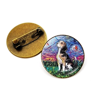 Detail view of Van Gogh Starry Night Beagle brooch with antique bronze finish back