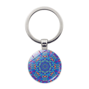 Mandala Schlüsselanhänger mit buntem geometrischem Glasanhänger und silbernem Schlüsselring