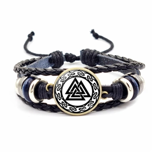 Vintage geflochtenes Leder-Wikingerarmband mit Valknut-Kompass und blauen Perlen