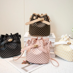 Sac Seau Vintage pour Femmes Imprimé Géométrique en Cuir PU Grande Capacité Sac à Bandoulière Avec Serrure Métallique