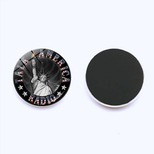 Détails de l'aimant de frigo en verre 25mm Statue de la Liberté avec dos magnétique