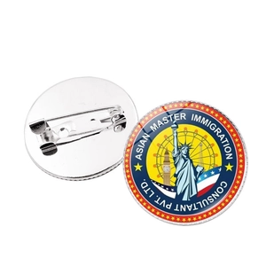 Vintage Statue of Liberty tin badge with global landmarks and metal safety pin