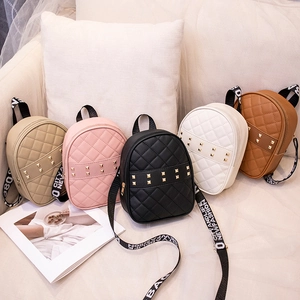 Mini Sac À Dos Mode Femme Simili Cuir Matelassé Diamant Clous Dorés Large Bandoulière Lettres Sac Bandoulière Décontracté