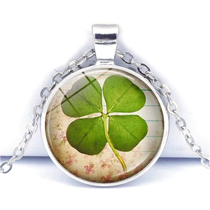 Lucky Four Leaf Clover Pendant Necklace Vintage Glass Cabochon Zinc Alloy Chain Retro Jewelry Gift For Women Men Accessories
