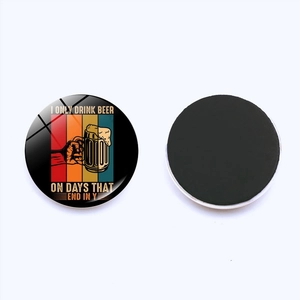 Detailed front and back view of a 25mm round glass magnet with a funny beer slogan