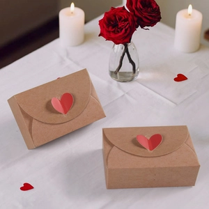 Brown kraft paper envelope gift boxes with 3D red heart decoration for Valentine's Day