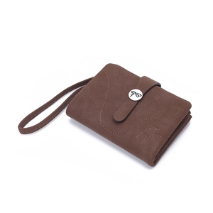 Braune kurze Brieftasche mit Wellennaht, Libellenknopf und Handgelenkschlaufe