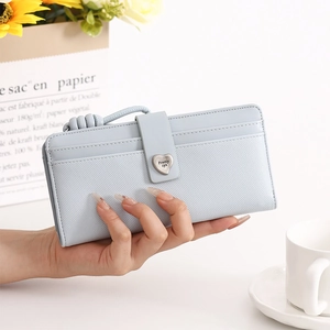 Portefeuille Long Femmes Cuir PU Boucle Coeur Fentes Cartes Bracelet Pochette Élégante Portefeuille Mode Chic