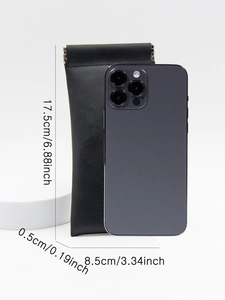 Detailed dimension guide showing 17.5cm x 8.5cm size of the black leather glasses pouch