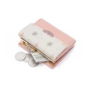 Short tri-fold leaf printed wallet for women with metal clasp and coin pocket