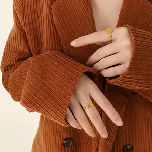Fortune Fu Character Round Disc Ring Titanium Steel 18K Gold Plated Minimalist Chinese Style Jewelry For Women