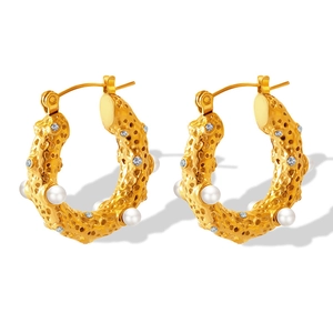 Gold hammered U-shape earrings with pearls and zircons in vintage French style