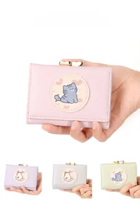 Portefeuilles courts pliables en couleurs pastel avec motif chat et fermoir cœur en métal