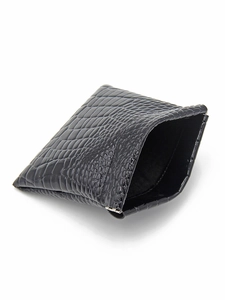 Black crocodile pattern mini coin purse with automatic spring squeeze closure