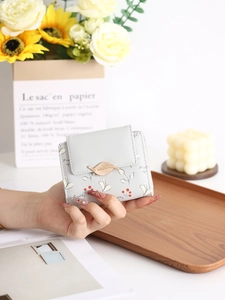 Petit portefeuille femme à fleurs en cuir PU avec boucle dorée en forme de feuille