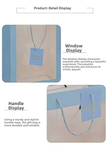 Detail van lichtblauwe tas met transparant PVC-venster en geweven touwhandvatten