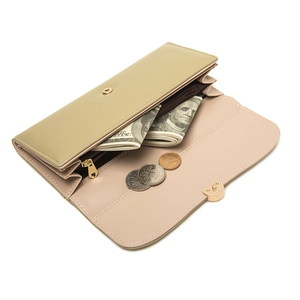 Green long PU leather trifold wallet with heart zipper and multiple card slots