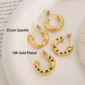 Boucles d'oreilles créoles rétro plaquées or 18 carats avec zircons blancs et verts