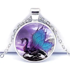 Collier Pendentif Dragon en Alliage de Zinc et Verre Cabochon Vintage Fantaisie Ciel Étoilé Bijoux Quotidien Cadeau Homme Femme