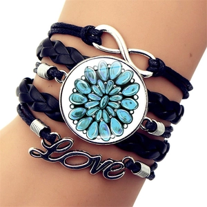 Bracciale multistrato in pelle nera con ciondolo Love argento e segno infinito