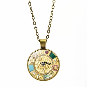 Böhmische Evil-Eye-Halskette in Gold-Finish mit bunten Anhängern und Glückssymbolen