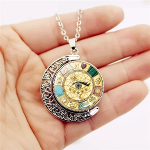 Collier bohème avec pendentif lune rotatif, œil protecteur et pierres colorées