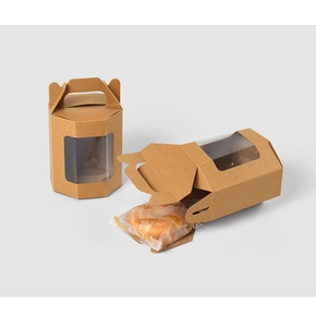 Dettaglio scatola regalo in carta kraft con finestra e manico per confezioni biscotti