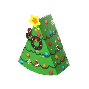 Scatola regalo di Natale a forma di albero triangolare verde per caramelle e dolci