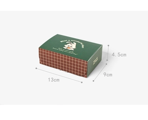 Detail view of cartoon rabbit gift box with dimensions 13x9x4.5cm for pastry and candy