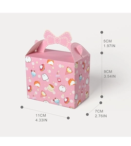 Detailed size map of pink cartoon gift box with dimensions 11x7x9cm and cute cat patterns