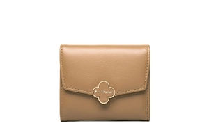 Close-up of brown PU leather trifold wallet featuring golden clover buckle and lychee texture