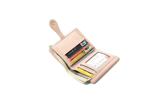 Petit portefeuille femme avec compartiments multi-cartes et fermeture à glissière