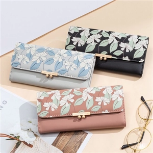 Women Long Wallet PU Leather Floral Print Tri-Fold Multi Card Slot Fashion Handbag Clutch For Daily Use