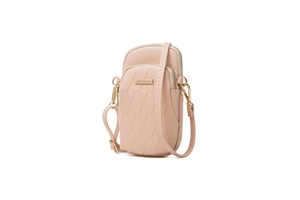 Detail der rosa gesteppten Handytasche mit goldenem Logo und glattem Reißverschluss