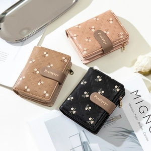 Women Short Bifold Wallet PU Leather Floral Print Rhombus Quilted Multi Card Slot Fashion Purse For Student