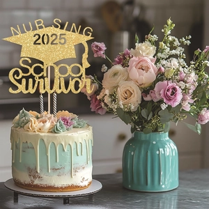 Décoration de gâteau Nursing 2025 School Survivor dorée à paillettes avec toque diplômé