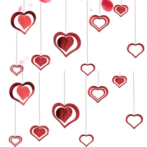 Valentine Day Hanging Heart Garland 3D Hollow Paper Heart Ornament For Wedding Proposal Party Decoration Romantic Red