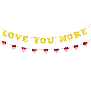 Pancarta de San Valentino Love You More con guirnalda de corazones rojos y rosas