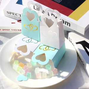 Boîtes Cadeaux De Bonbons Mariage Papier Kraft Avec Poignée Coeur Motif Coeur Doré Pour Fête Fiançailles Célébration Événement