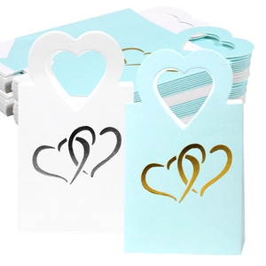 Boîte à bonbons en papier kraft avec poignée cœur pour mariage et emballage de cadeaux