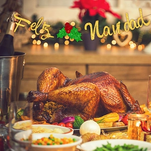 Glitzerndes goldenes Feliz Navidad Banner mit Stechpalmen für die Weihnachtsfeier