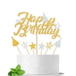 Dettaglio set decorazioni torta Happy Birthday glitter oro con stelle e cappellino