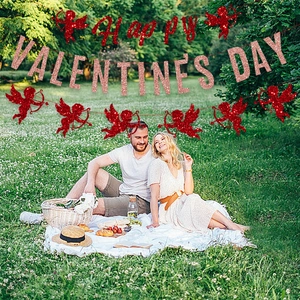 Bannières à paillettes Happy Valentine's Day avec Cupidon pour déco de soirée romantique