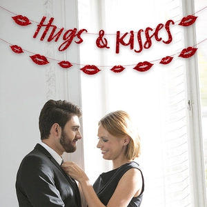 Banderole rouge scintillante Hugs & Kisses avec lèvres pour mariage Saint Valentin