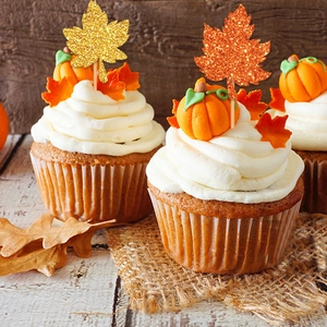 Décorations de cupcakes feuilles d'érable et citrouilles pour fête de Thanksgiving