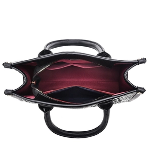 Grand sac cabas noir avec doublure en tissu bordeaux et compartiments internes pratiques
