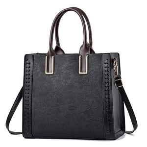 Women Embossed Lace PU Leather Tote Bag Large Capacity Floral Pattern Crossbody Shoulder Bag Urban Minimalist Fashion Handbag